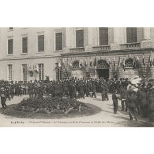 La Flèche - Prytanée Militaire - Le Triomphe du Prix d'honneur et Défilé des Elèves.