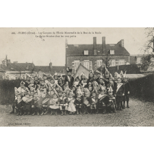 166 - Flers (Orne) - Les Garçons de l'Ecole Maternelle de la Rue de la Boule - La Saint-Nicolas chez les tout petits.