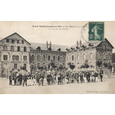 Ecole Saint-Joseph-sur-Mer - Le Clion (Loire-Inf.) - La cour des récréations.
