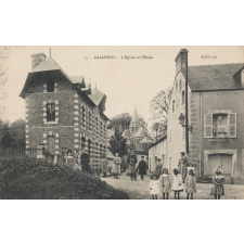 15 - Balleroy - L'Eglise et L'Ecole.