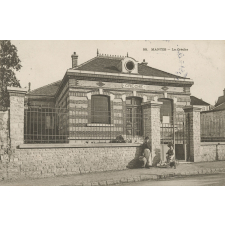 55 - Mantes - La Crèche.