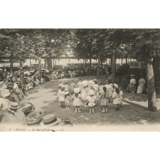 7 - Vichy - Le Bal d'Enfants.