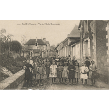 315 - Vaux (Vienne) - Vue de l'Ecole Communale.