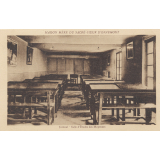 Maison Mère du Sacré-Coeur d'Ernemont - Juvénat - Salle d'Etudes des Moyennes.