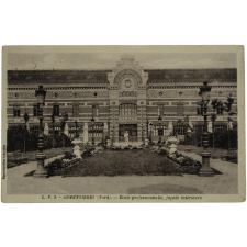 9 - Armentières (Nord) - Ecole Professionnelle, façade intérieure.