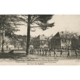 Corrèze - 15 - Le Préventorium du Glandier. (Office public d'hygiène sociale du Département de la Seine) - La Cour des Enfants.