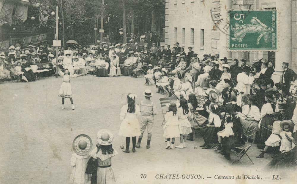 70 - Châtel-Guyon - Concours de Diabolo.