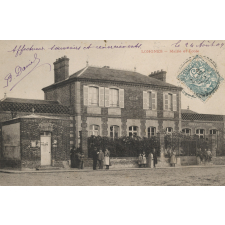 Longnes - Mairie et Ecole.