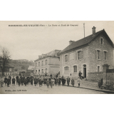 Bonneuil-en-Valois (Oise) - La Poste et Ecole de Garçons.