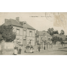 9 - Bourg-Dun - Mairie et Ecoles.