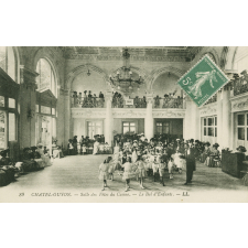 89 - Châtel-Guyon - Salle des Fêtes du Casino - Le Bal d'Enfants.
