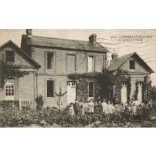 4022 - Lindebeuf (Seine-Inf.) - La Mairie et l'Ecole.