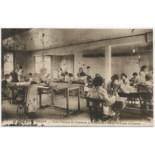 Rouen - Ecole Pratique de Commerce et d'Industrie - Atelier de Coupe et Couture.