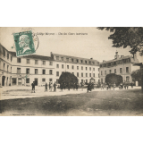 Argentan - Le Collège Mézeray - Une des Cours intérieures.