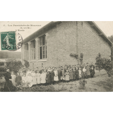 6 - Les Parrichets-de-Mouroux (S.-&-M.) - L'Ecole.