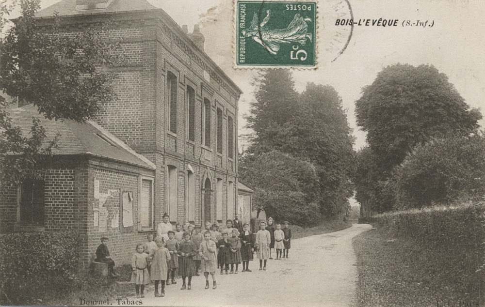 Bois-l'Evêque (S.-Inf.).