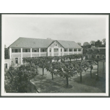 Collège moderne et technique CH. Guinot.