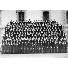 Ecole des Apprentis-Mécaniciens. Lorient - 1932.
