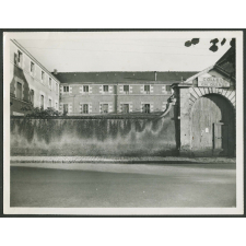 Collège moderne et technique CH. Guinot.