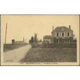 Bernières : La Mairie et l'Ecole