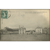 Gournay-en-Bray : Tribunal de Commerce - Gendarmerie - Ancien Couvent des Capucins - Ecole des Filles