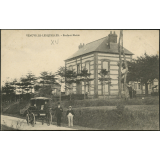 Veauville-Lesquelles : Ecole et Mairie
