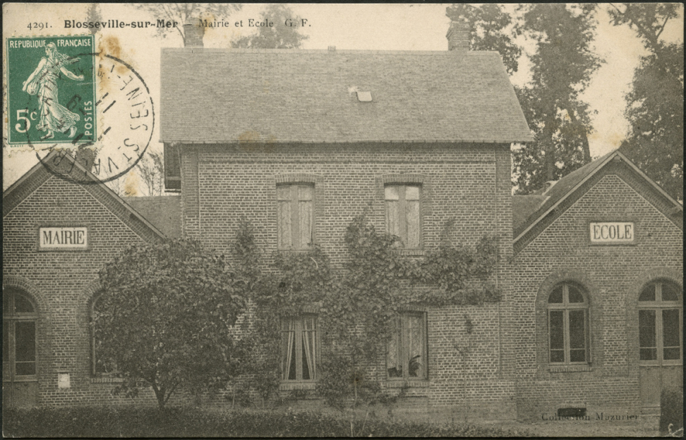 Blosseville-sur-Mer : Mairie et Ecole