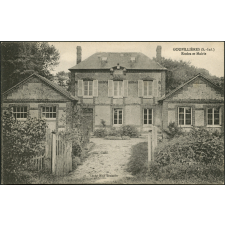 Goupillières : Ecoles et Mairie