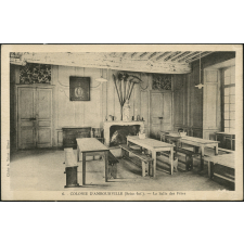 Colonie d'Ambourville : La Salle des Fêtes