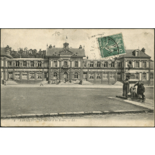 Pavilly : La Mairie et les Ecoles