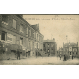 Envermeu : L'Hôtel de Ville et les Ecoles