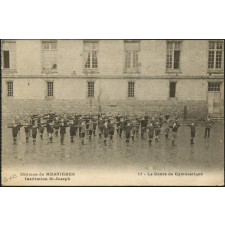 Château de Mesnières, Institution St-Joseph : Le Cours de Gymnastique