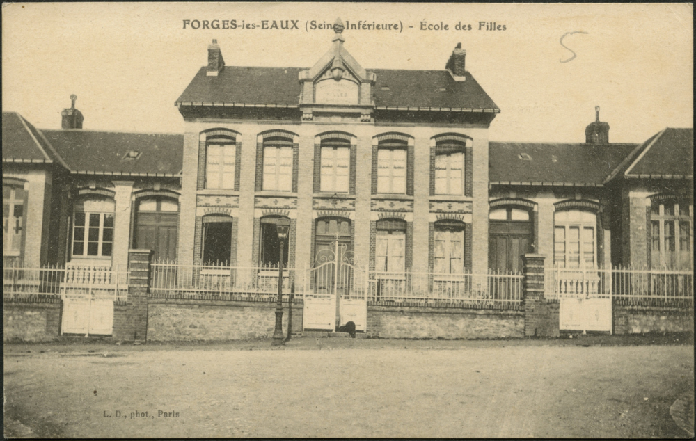 Forges-les-Eaux : Ecole des Filles