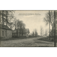 Saint-Jean-du-Cardonnay : Ecole des Garçons et Route Nationale