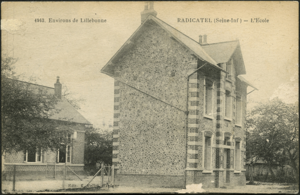 Environs de Lillebonne, Radicatel : L'Ecole