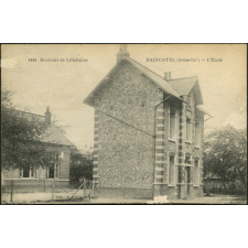 Environs de Lillebonne, Radicatel : L'Ecole