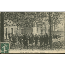 Sanvic : Ecole des Garçons - Pendant la Récréation