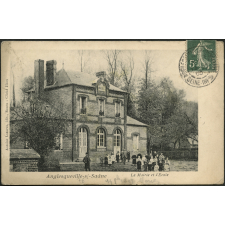 Anglesqueville-s/-Saâne : La Mairie et l'Ecole