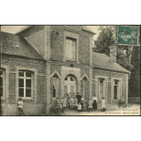 Tocqueville-en-Caux, par Bacqueville : Mairie et Ecole
