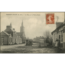 Fresnoy-Folny : La Place et la Mairie-Ecole