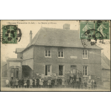 Bocasse-Valmartin : La Mairie et l'Ecole