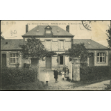 Environs de Valmont, Riville : La Mairie et l'Ecole