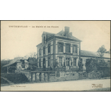 Toutainville : La Mairie et les Ecoles