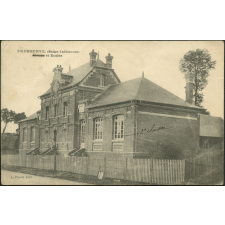Smermesnil : Mairie et Ecoles