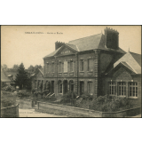 Nesle-Hodeng : Mairie et Ecoles