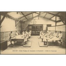 Rouen : Ecole Pratique de Commerce et d'Industrie - Atelier de Repassage