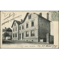 Bréval : Les Ecoles
