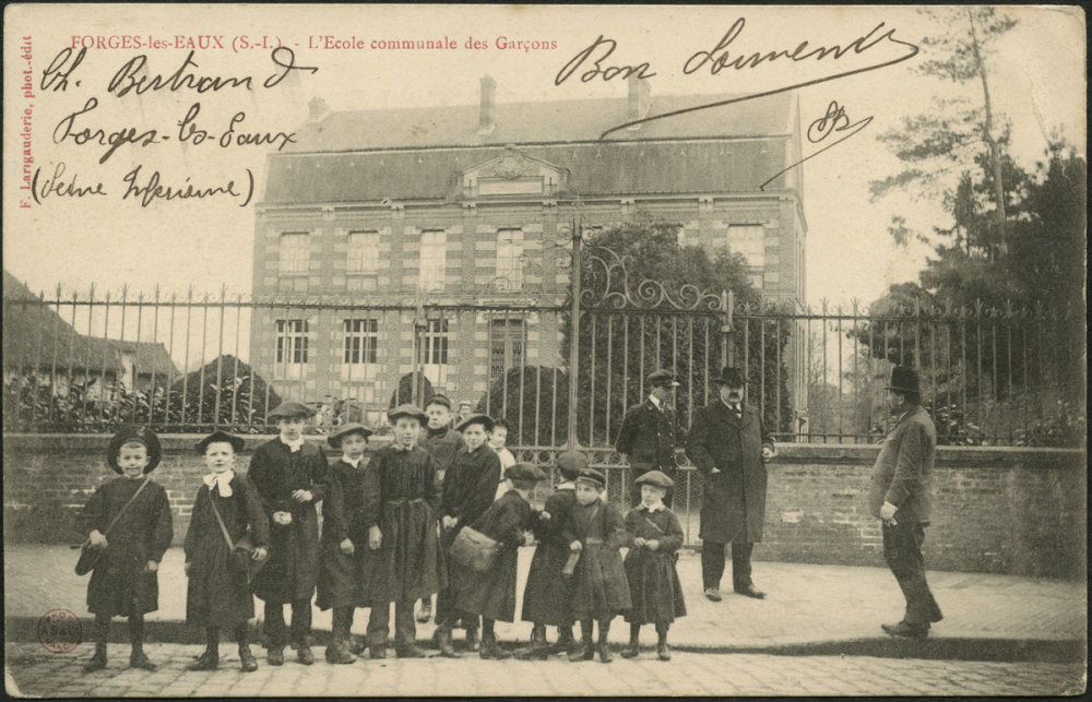 Forges-les-Eaux : L'Ecole communale des Garçons