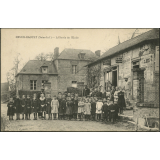 Mesnil-Raoult : La Sortie de l'Ecole