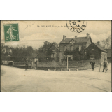 La Gaillarde : La Mairie et l'Eglise